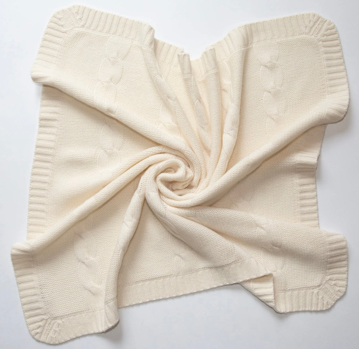 Babydecke von Papa Lobster mit Zopfmuster aus 100% Kaschmir, Farbe: off white