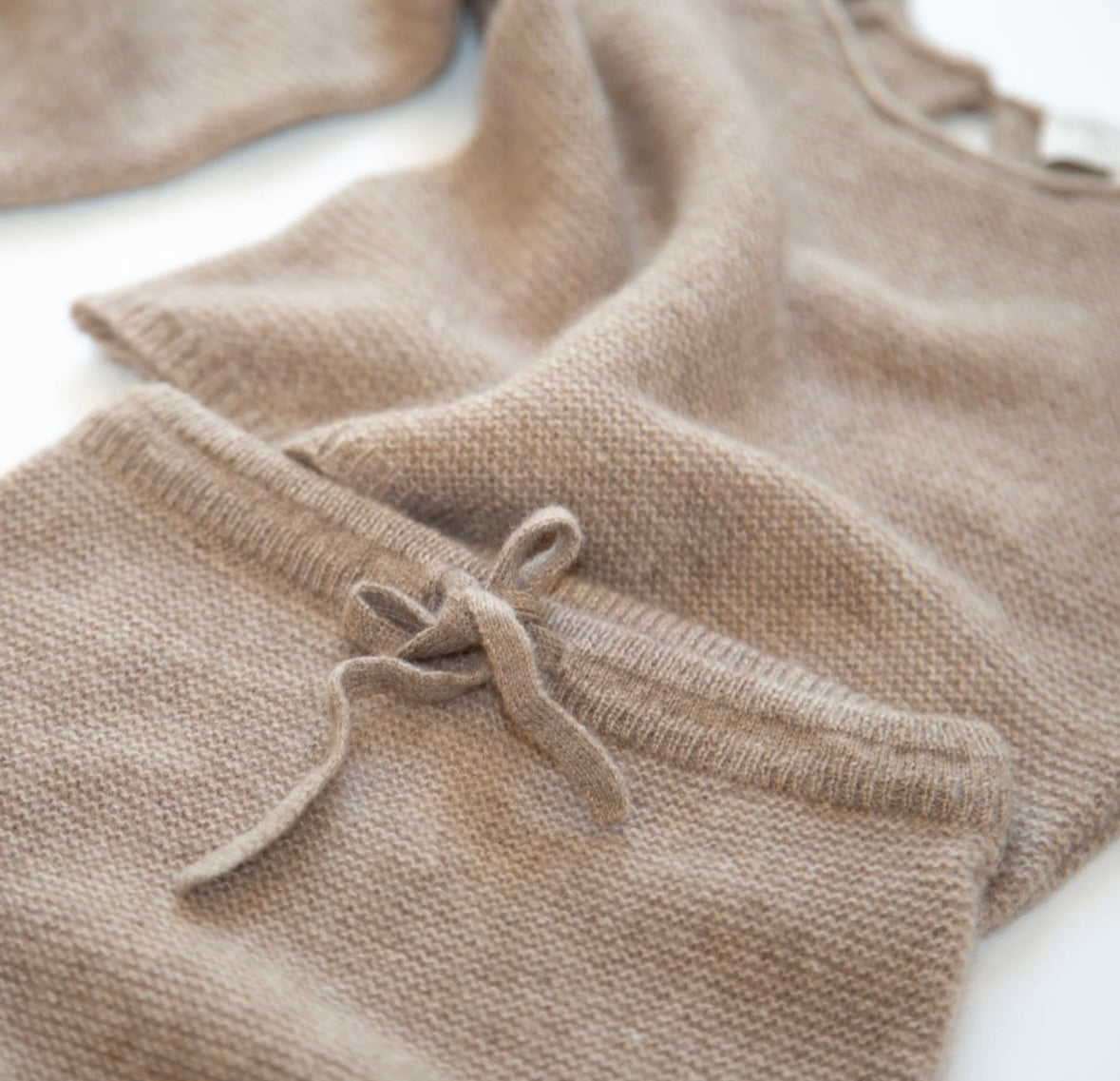 Babyset aus Kaschmir von Papa Lobster, Gr. 68-92 Monate, Farbe: allnatural coffee mélange