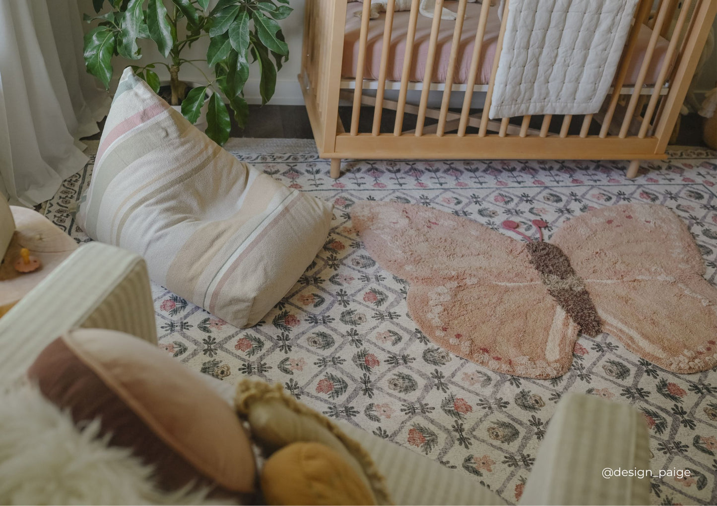 Teppich Baby Schmetterling von Lorena Canals