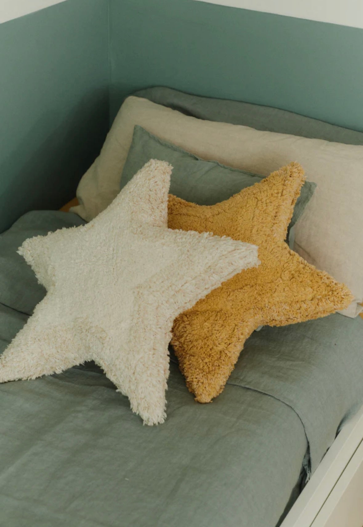 Kissen Stella von Lorena Canals, Farbe: honey