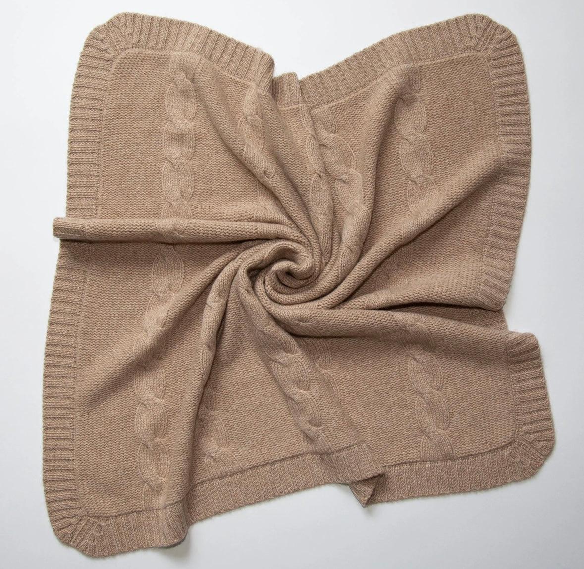 Babydecke von Papa Lobster mit Zopfmuster aus 100% Kaschmir, Farbe: beige melange