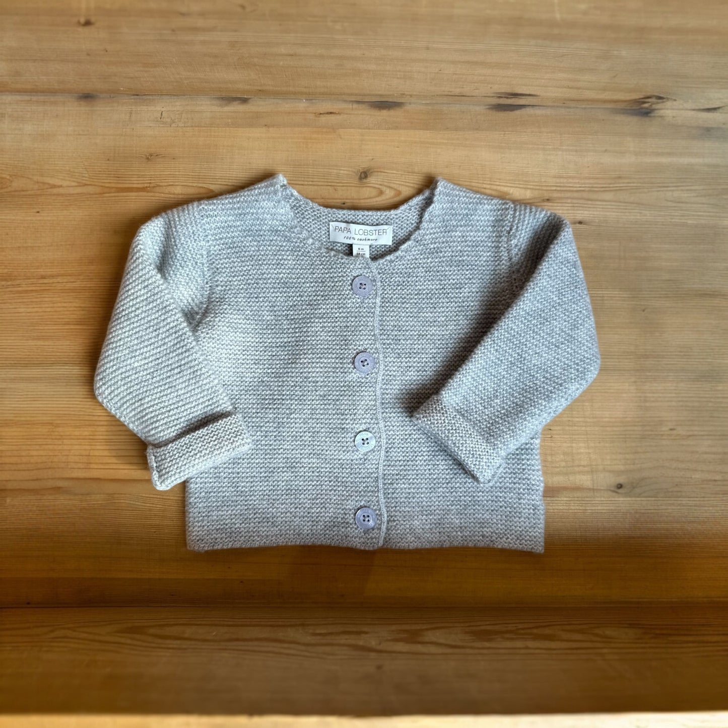 Strickjacke von Papa Lobster, 0-24 Monate aus 100% Kaschmir, Farbe: light grey melange