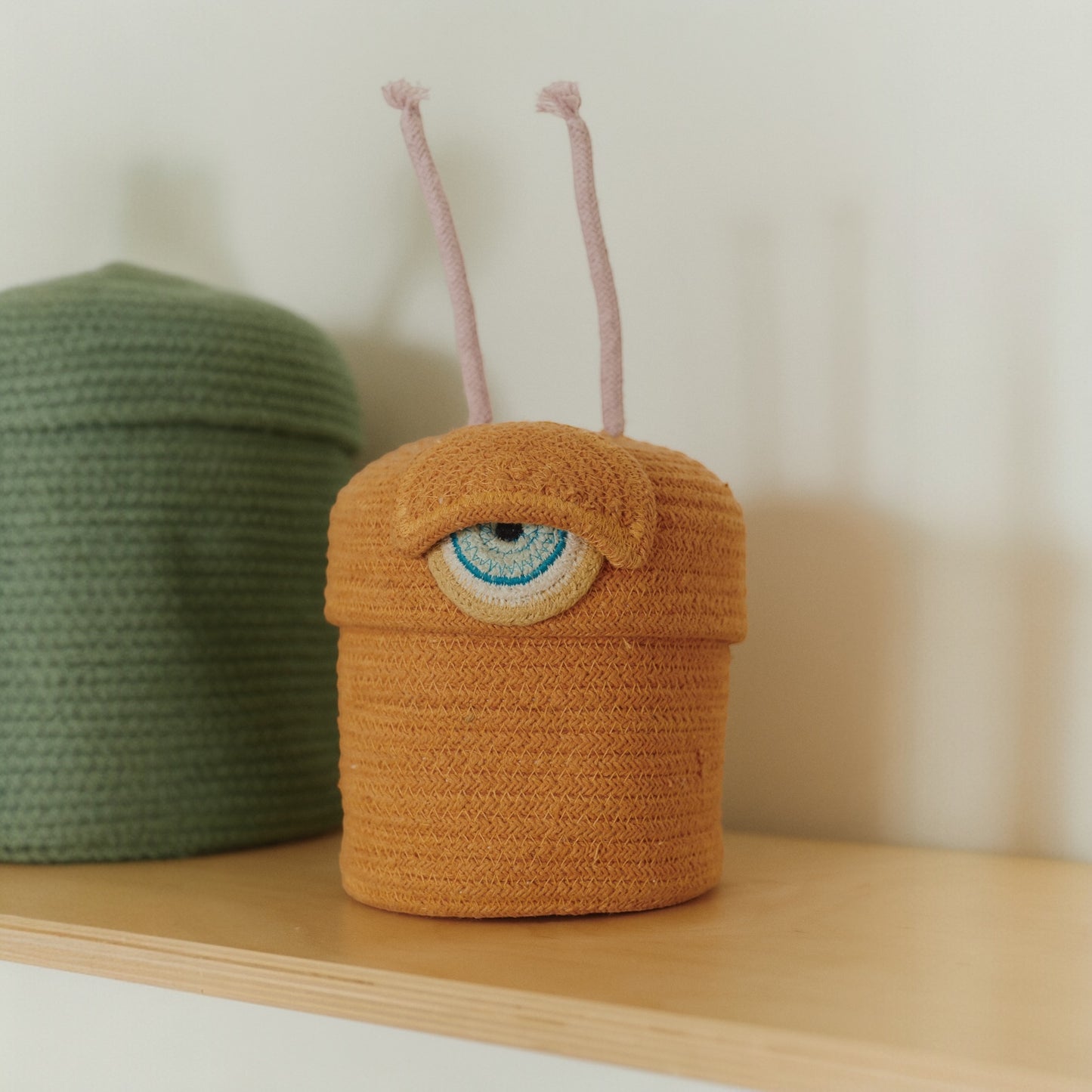 Mini Alien Korb von Lorena Canals